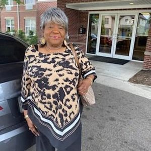 Meet your Posher, Nora